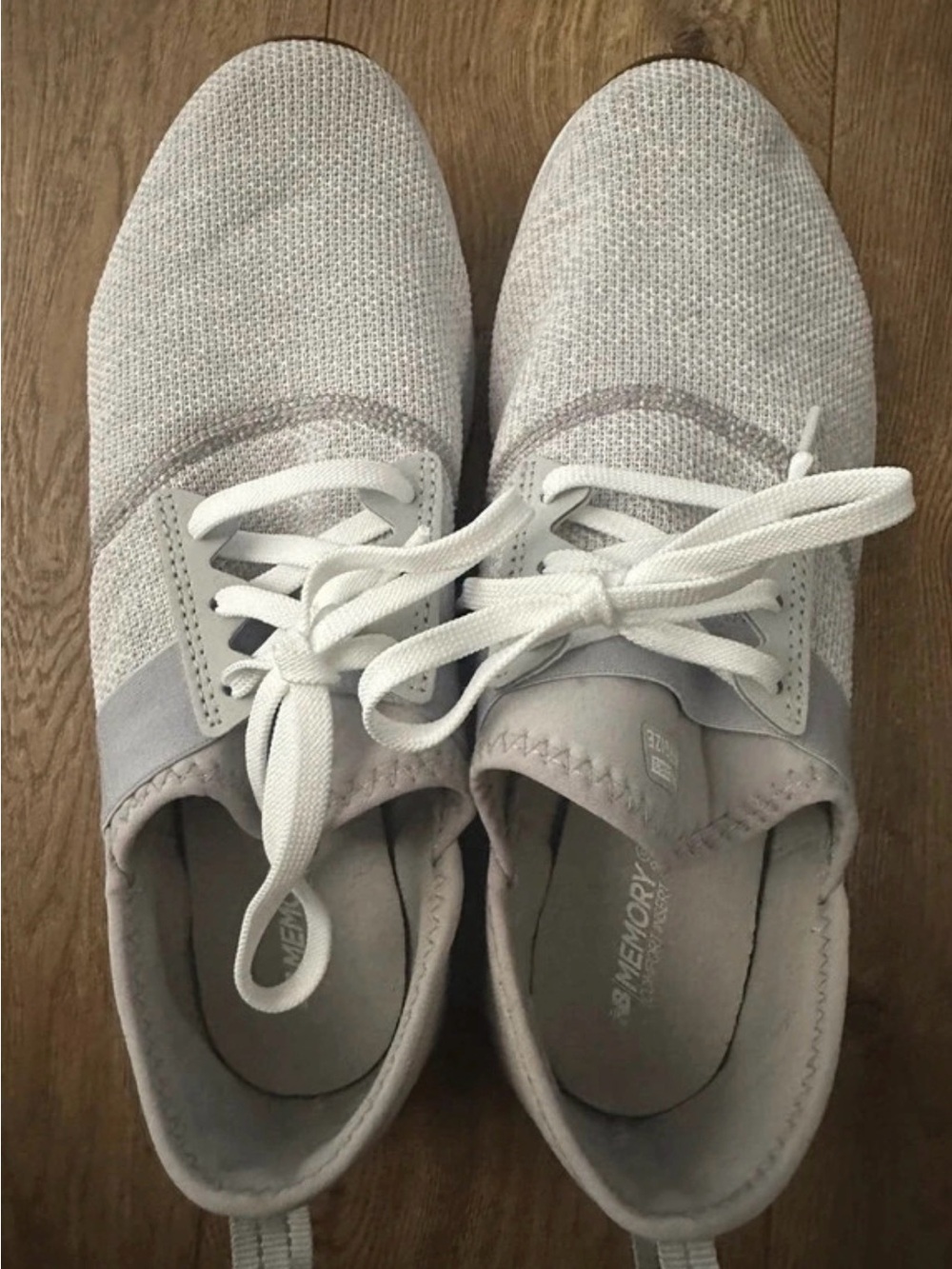 New Balance Women's Light Gray Knit Lace-Up Sneakers with White Laces
